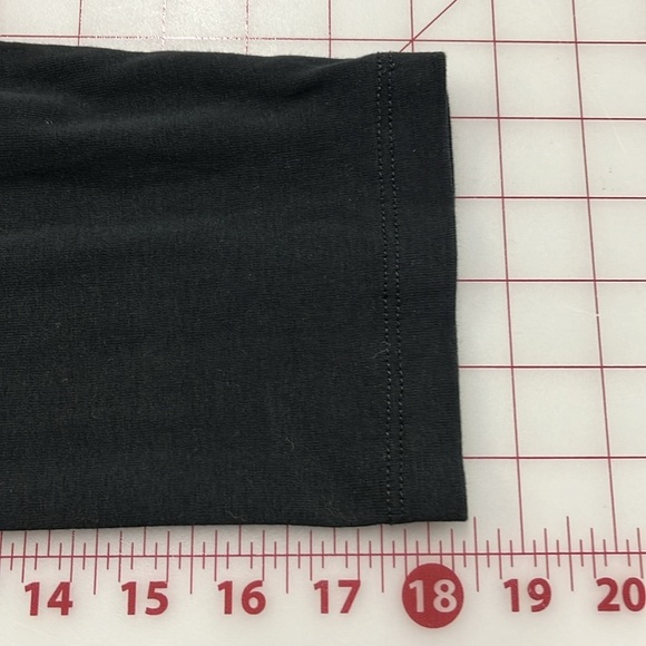 CHICO'S Set of 2 V-Neck 3/4 SLV Cotton Black and Bright Blue Pullover Tops SZ XL - Picture 6 of 16